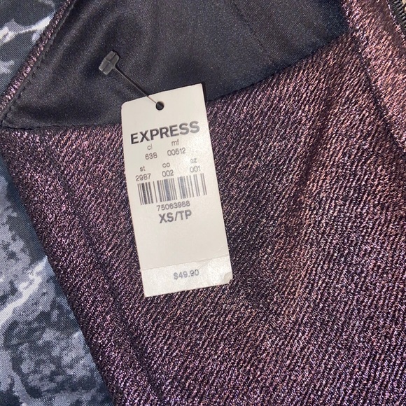 Express crop top - Picture 3 of 3